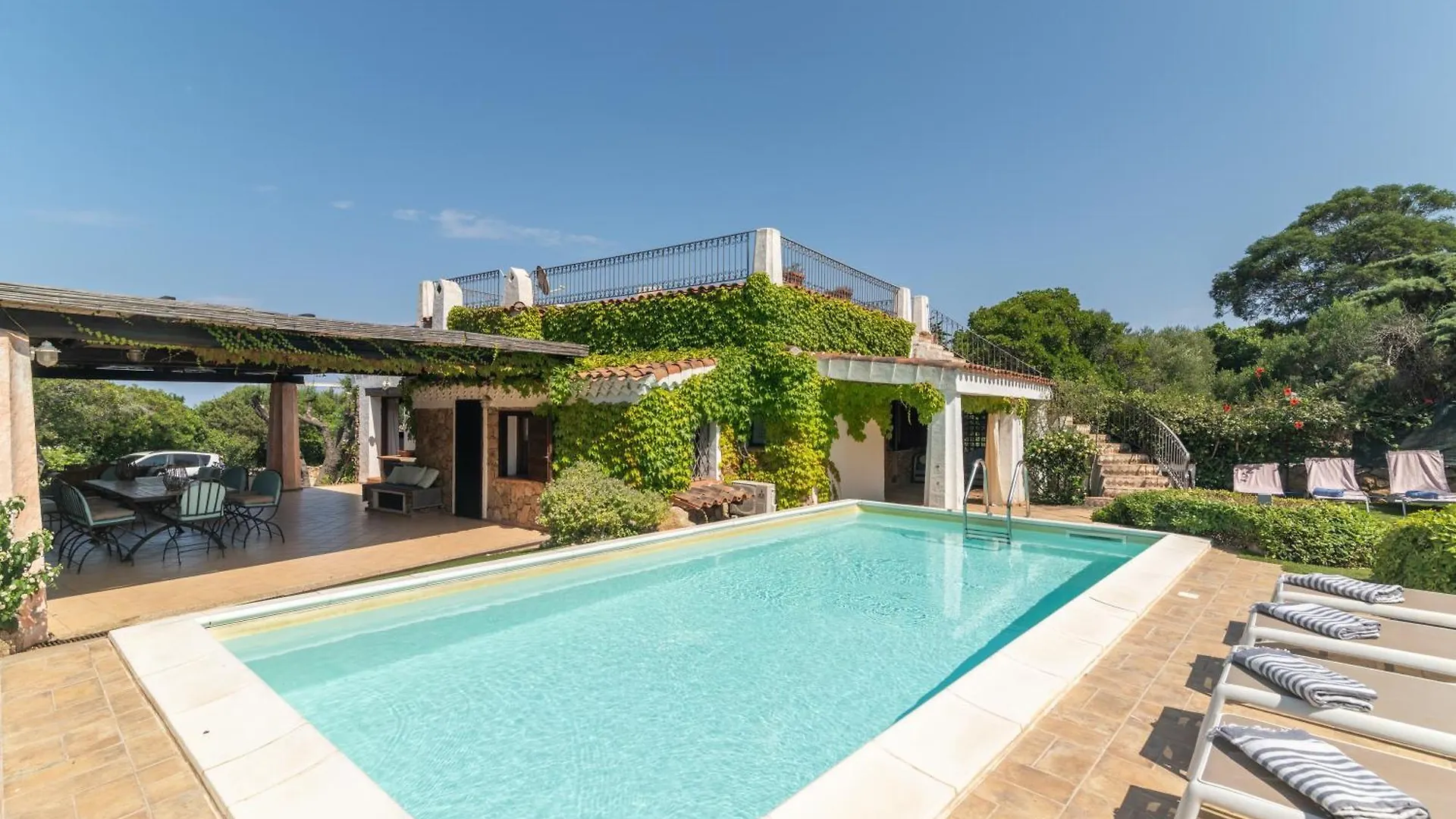 סאן תאודורו Villa Ginepro Con Piscina Privata