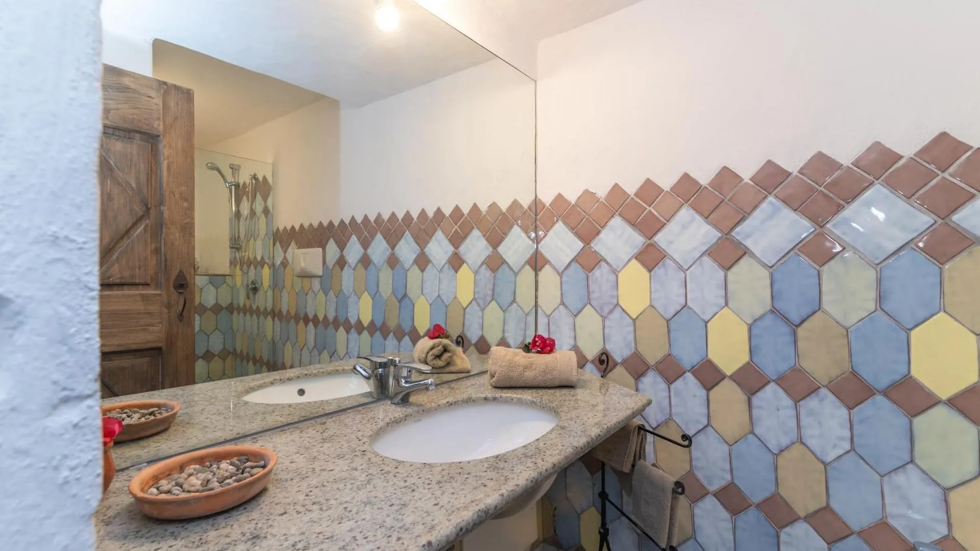 סאן תאודורו Villa Ginepro Con Piscina Privata איטליה